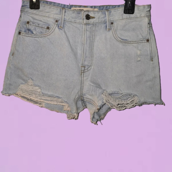 GRLFRND Helena Cut-Off Denim Shorts, EUC - Size 26 - Picture 1 of 14